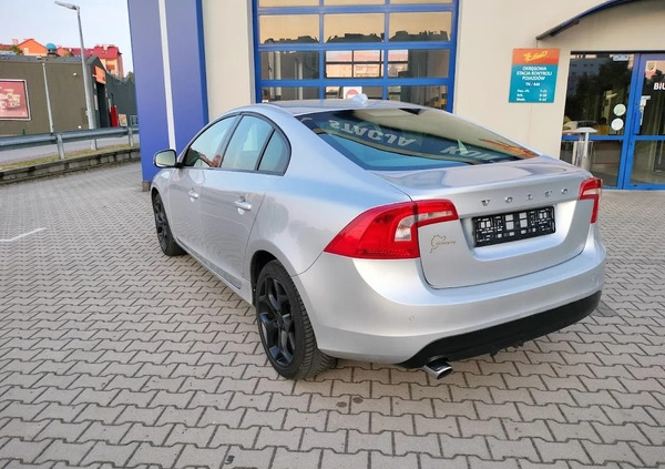 Volvo S60 cena 44600 przebieg: 185000, rok produkcji 2015 z Kielce małe 301